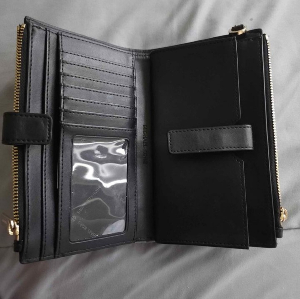 Wallet - Picture 3 of 3
